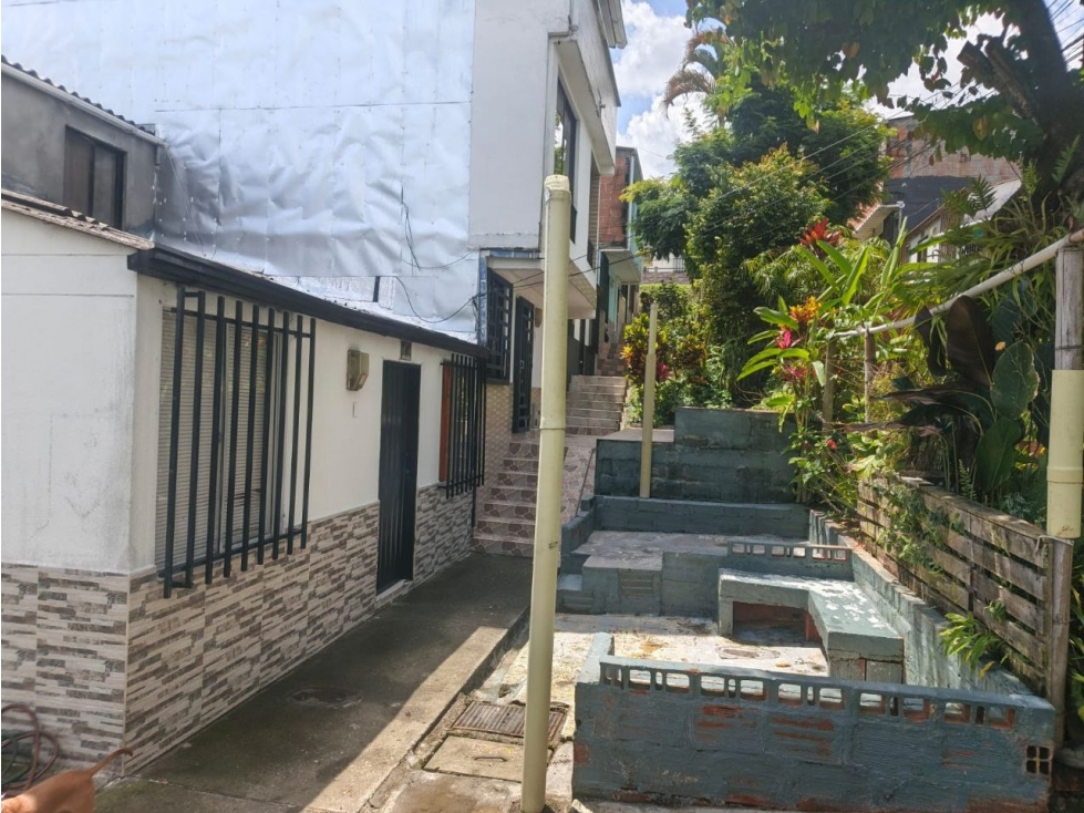 Casa en venta en Los Prados, Pereira · foto 2 de 7