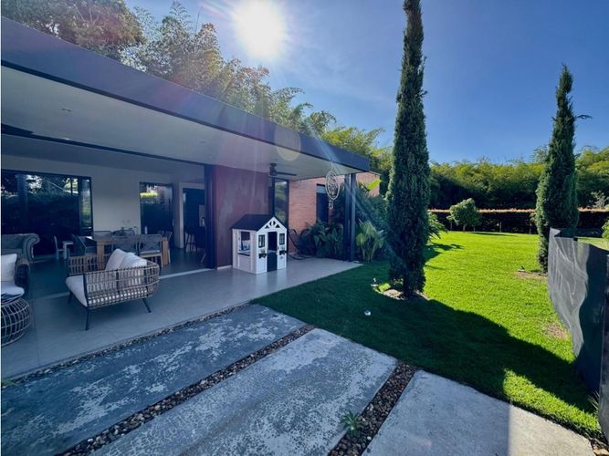Casa de 3 alcobas en venta en Cerritos, Pereira, 390 m² · foto 5 de 24