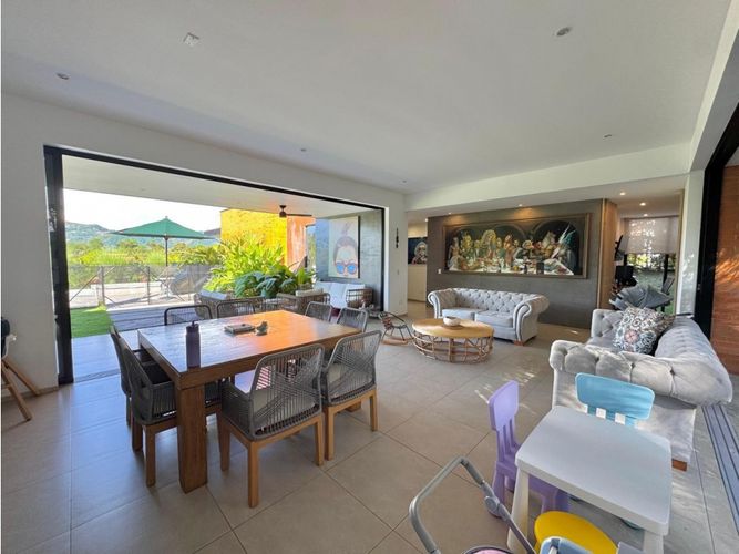 Casa de 3 alcobas en venta en Cerritos, Pereira, 390 m² · foto 6 de 24