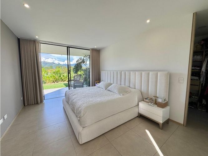 Casa de 3 alcobas en venta en Cerritos, Pereira, 390 m² · foto 11 de 24