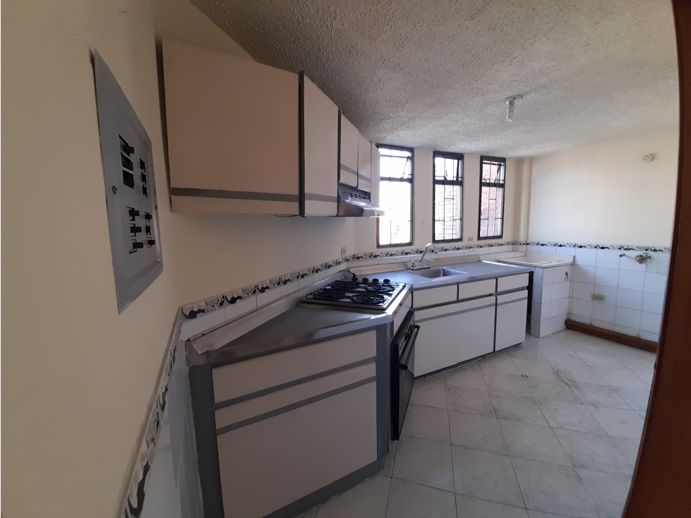 Apartamento en venta en Modelia, Bogotá · foto 8 de 19