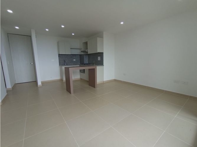 Apartamento de 3 alcobas en venta en Campestre Alto, Villavicencio, 74 m² · foto 2 de 19