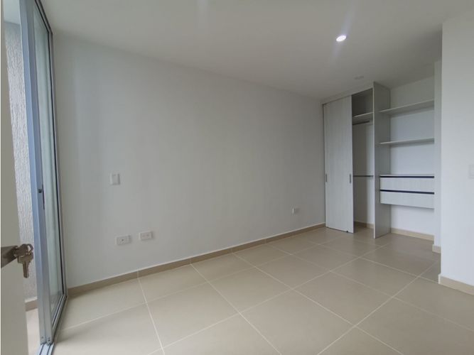 Apartamento de 3 alcobas en venta en Campestre Alto, Villavicencio, 74 m² · foto 3 de 19