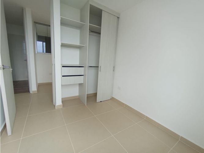 Apartamento de 3 alcobas en venta en Campestre Alto, Villavicencio, 74 m² · foto 4 de 19