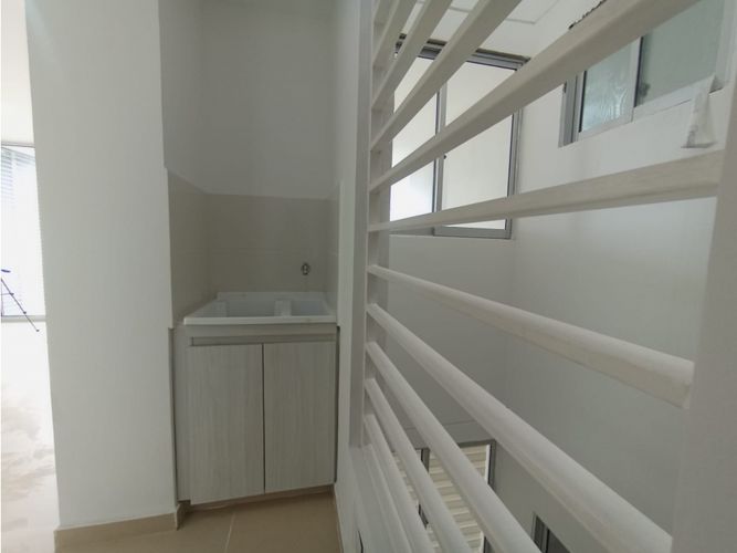 Apartamento de 3 alcobas en venta en Campestre Alto, Villavicencio, 74 m² · foto 8 de 19