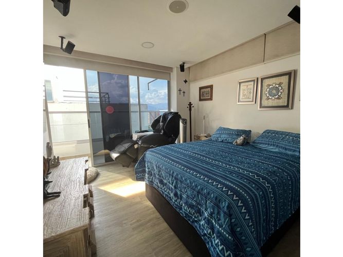 Casa en venta en Loma Del Esmeraldal, Envigado, 238 m² · foto 7 de 13