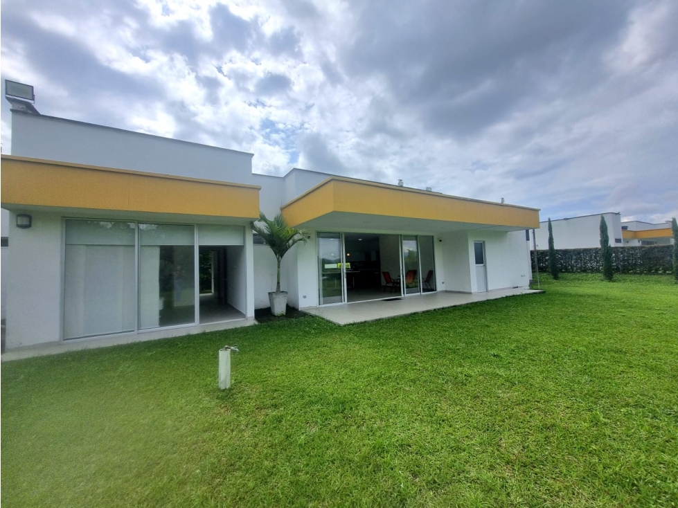 Casa en venta en Condina, Pereira · foto 2 de 18