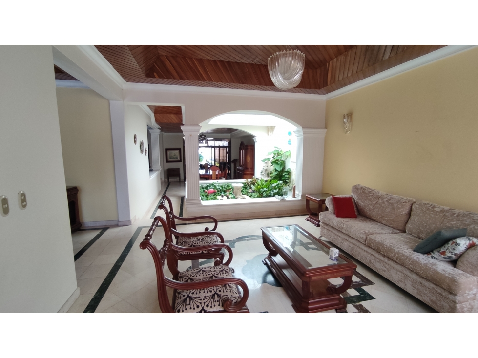 Casa en arriendo en El Recreo, Montería · foto 2 de 12