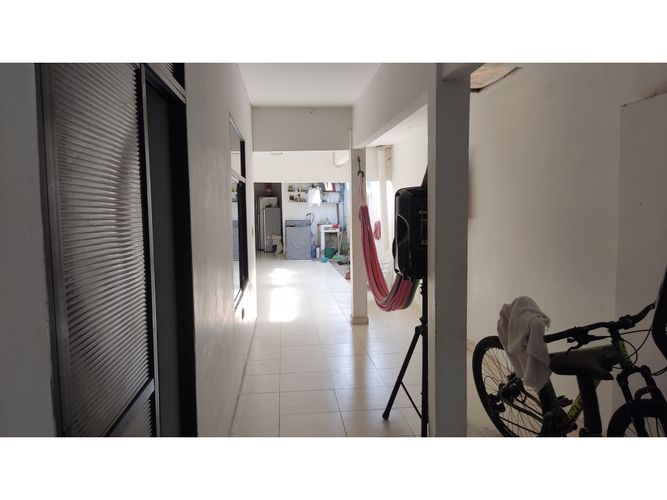 Casa de 7 alcobas en venta en El Eden, Montería, 310 m² · foto 3 de 13