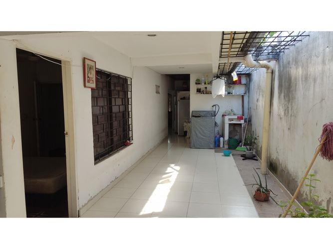 Casa de 7 alcobas en venta en El Eden, Montería, 310 m² · foto 4 de 13