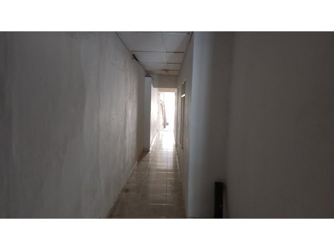 Casa de 7 alcobas en venta en El Eden, Montería, 310 m² · foto 9 de 13