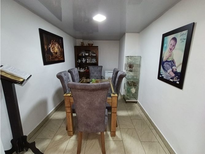 Casa de 3 alcobas en venta en Campo Valdes No.1, Medellín, 130 m² · foto 9 de 22