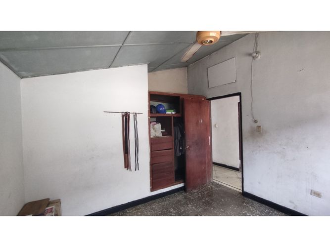 Casa de 4 alcobas en venta en Los Laureles, Montería, 280 m² · foto 8 de 16
