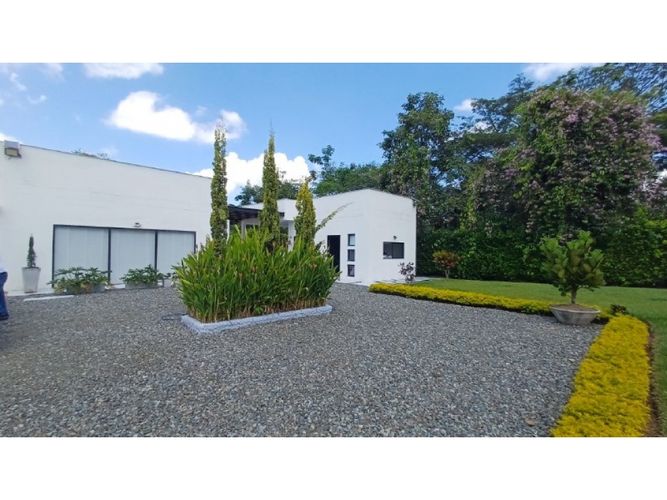 Casa de 4 alcobas en venta en Cerritos, Pereira, 280 m² · foto 8 de 22