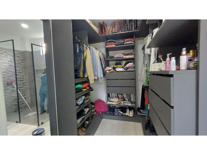 Casa de 4 alcobas en venta en Cerritos, Pereira, 280 m² · foto 19 de 22