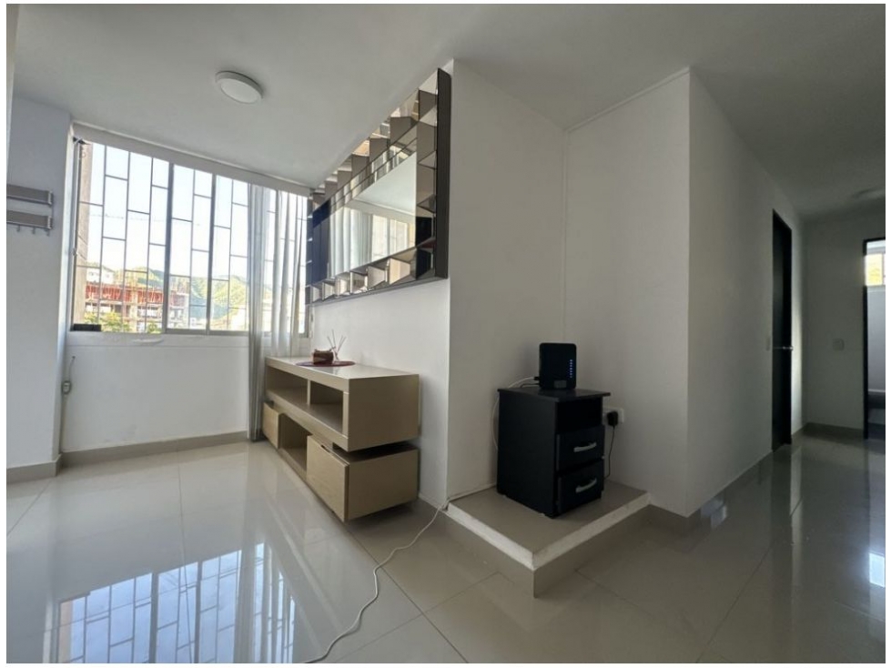 Apartamento en venta en Rodadero, Santa Marta · foto 3 de 12