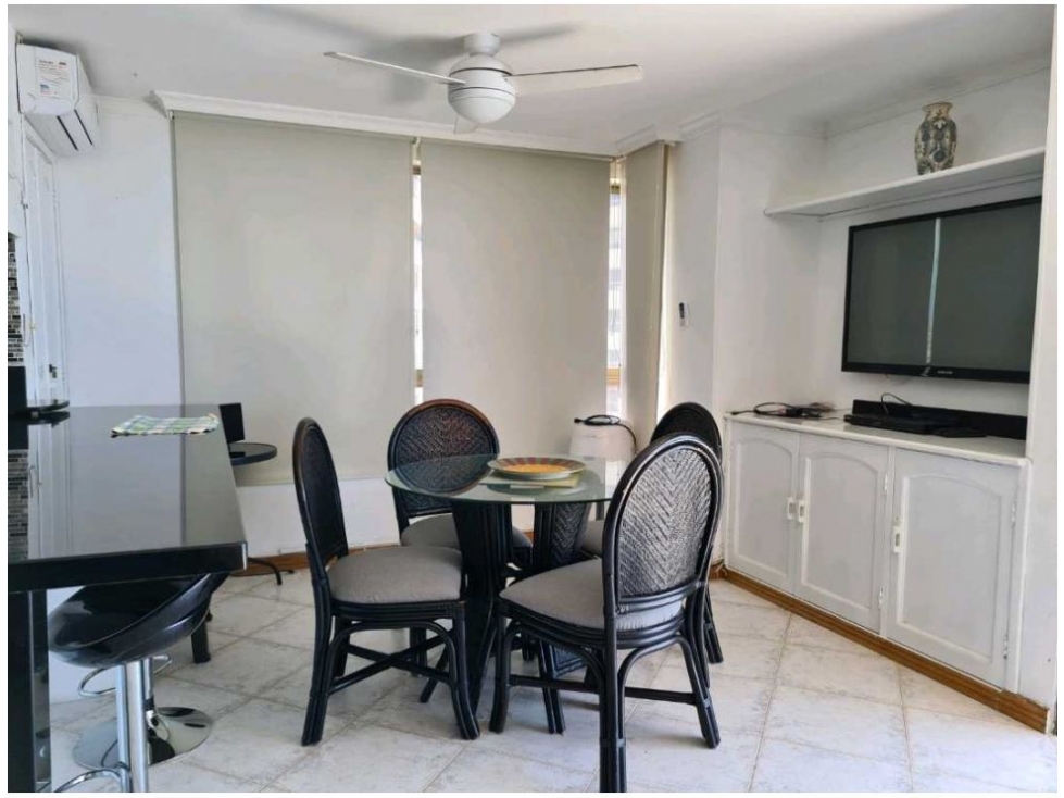 Apartamento en venta en Rodadero Sur, Santa Marta · foto 4 de 19