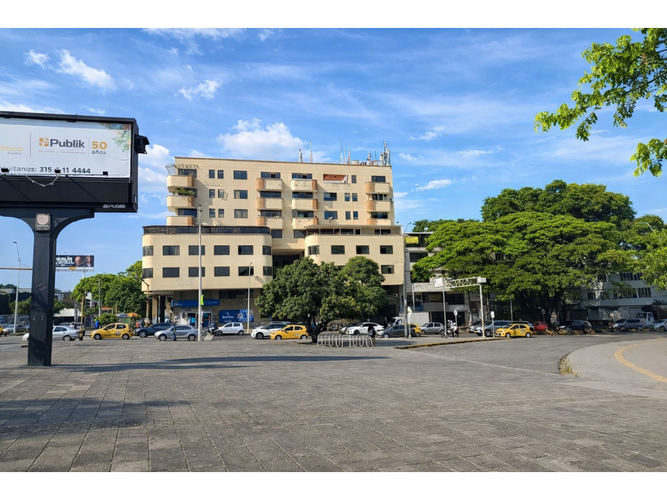 Apartamento de 4 alcobas en venta en San Fernando Viejo, Cali, 95 m² · foto 2 de 19