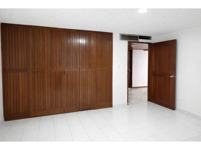 Apartamento de 4 alcobas en venta en San Fernando Viejo, Cali, 95 m² · foto 8 de 19