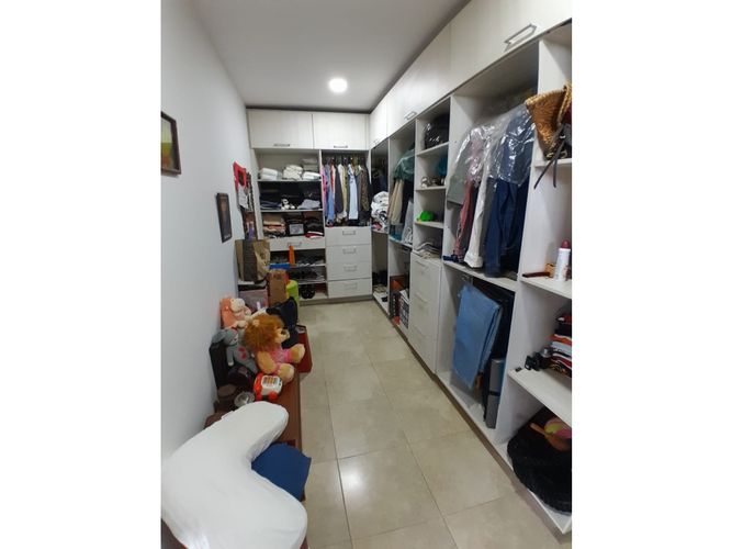 Casa de 4 alcobas en venta en Cerritos, Pereira, 450 m² · foto 9 de 17