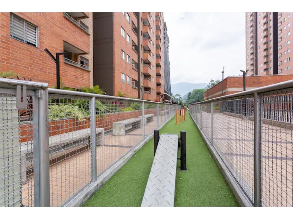 Apartamento en venta en Suramérica, Itagüí · foto 6 de 15