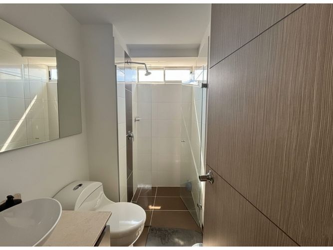 Apartamento de 2 alcobas en venta en Tres Esquinas, Envigado, 79 m² · foto 12 de 23