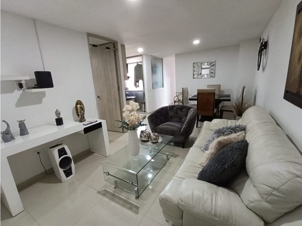 Apartamento en venta en Cabañas, Medellín · foto 2 de 19