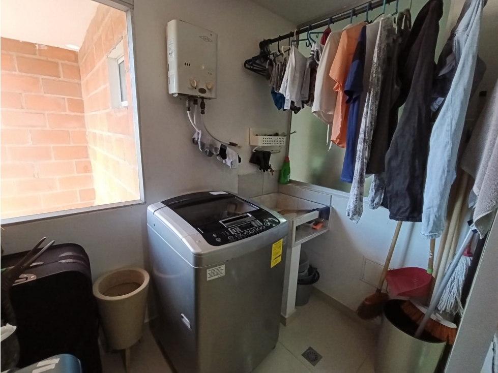 Apartamento en venta en Cabañas, Medellín · foto 8 de 19
