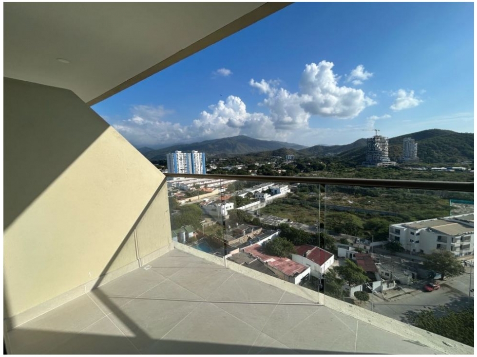 Apartamento en venta en Rodadero, Santa Marta · foto 2 de 24