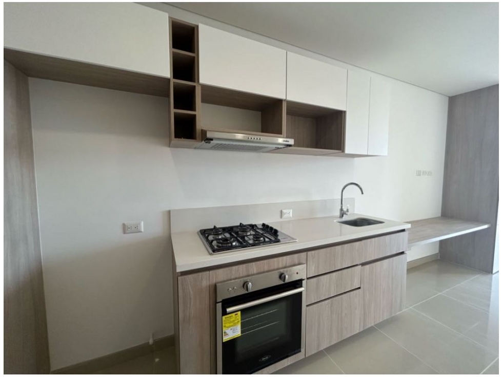 Apartamento en venta en Rodadero, Santa Marta · foto 5 de 24