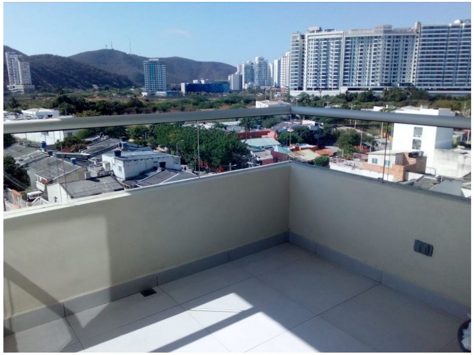 Apartamento en venta en Rodadero, Santa Marta · foto 2 de 18