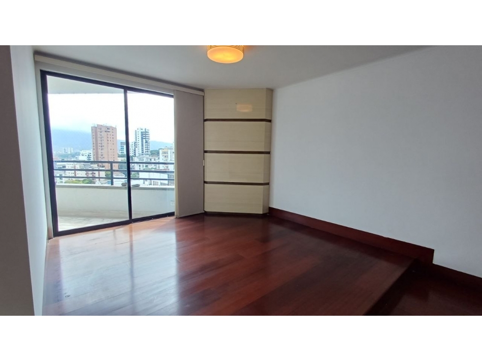 Apartamento en venta en Pinares, Pereira · foto 5 de 22