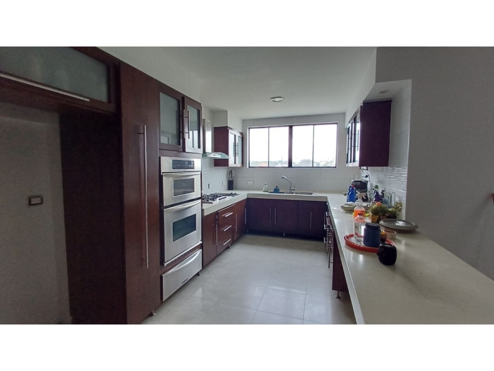 Apartamento en venta en Pinares, Pereira · foto 8 de 22