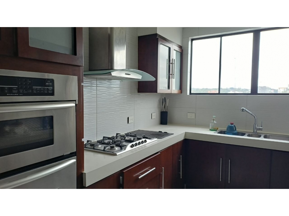 Apartamento en venta en Pinares, Pereira · foto 9 de 22