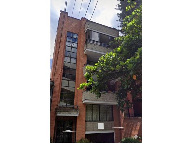 Apartamento en venta en Laureles, Medellín · foto 2 de 24