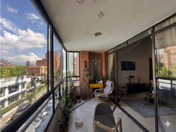 Apartamento en venta en Laureles, Medellín · foto 8 de 24