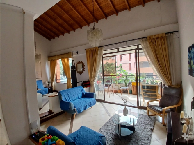 Apartamento en venta en Laureles, Medellín · foto 12 de 24
