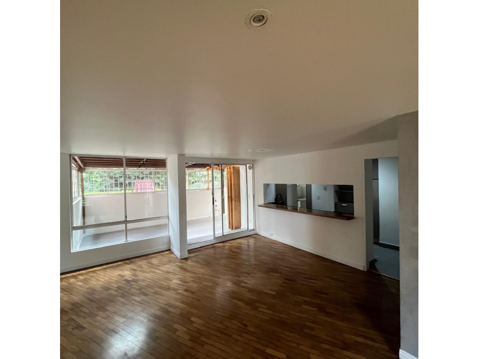 Apartamento en venta en El Poblado, Medellín · foto 4 de 19