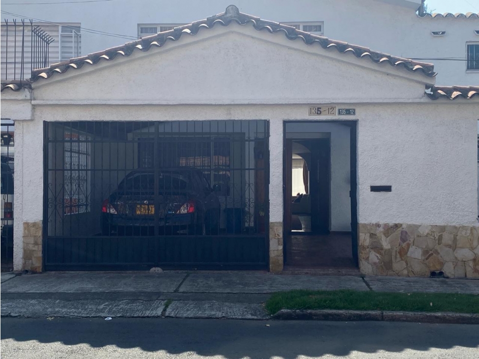 Casa en venta en El Contador, Bogotá · foto 2 de 24