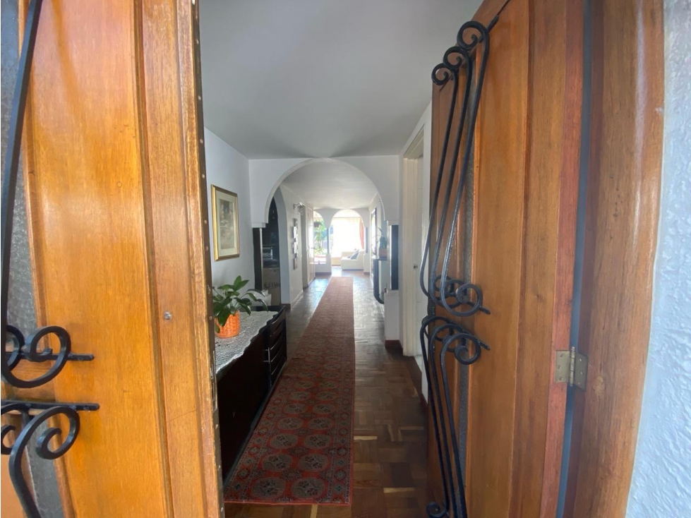 Casa en venta en El Contador, Bogotá · foto 4 de 24