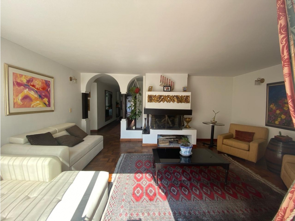 Casa en venta en El Contador, Bogotá · foto 9 de 24
