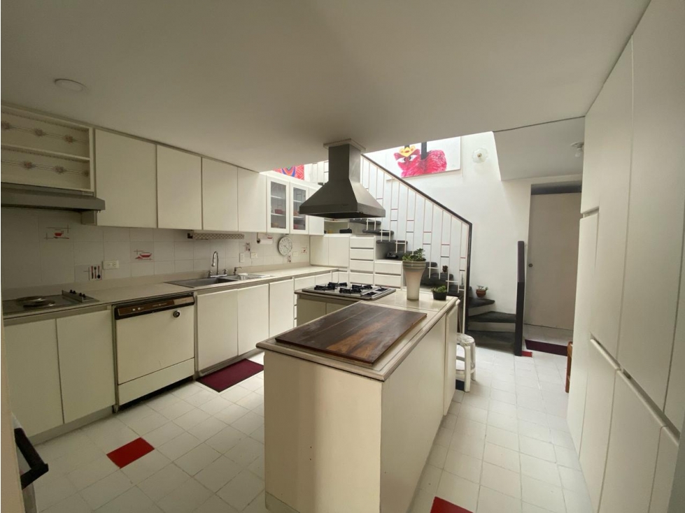 Casa en venta en El Contador, Bogotá · foto 14 de 24