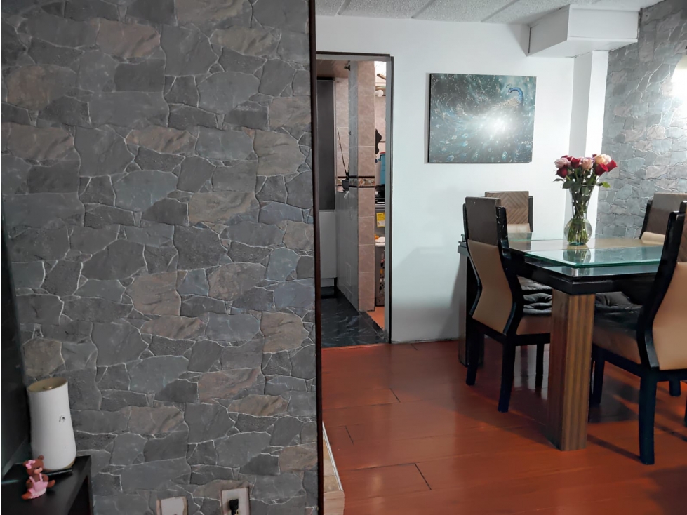 Casa en venta en Engativá, Bogotá · foto 8 de 24