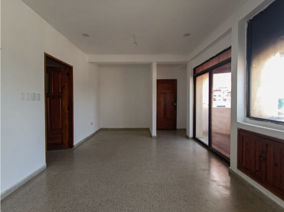Apartamento en venta en Urb. Rosendo Garces, Montería · foto 3 de 9