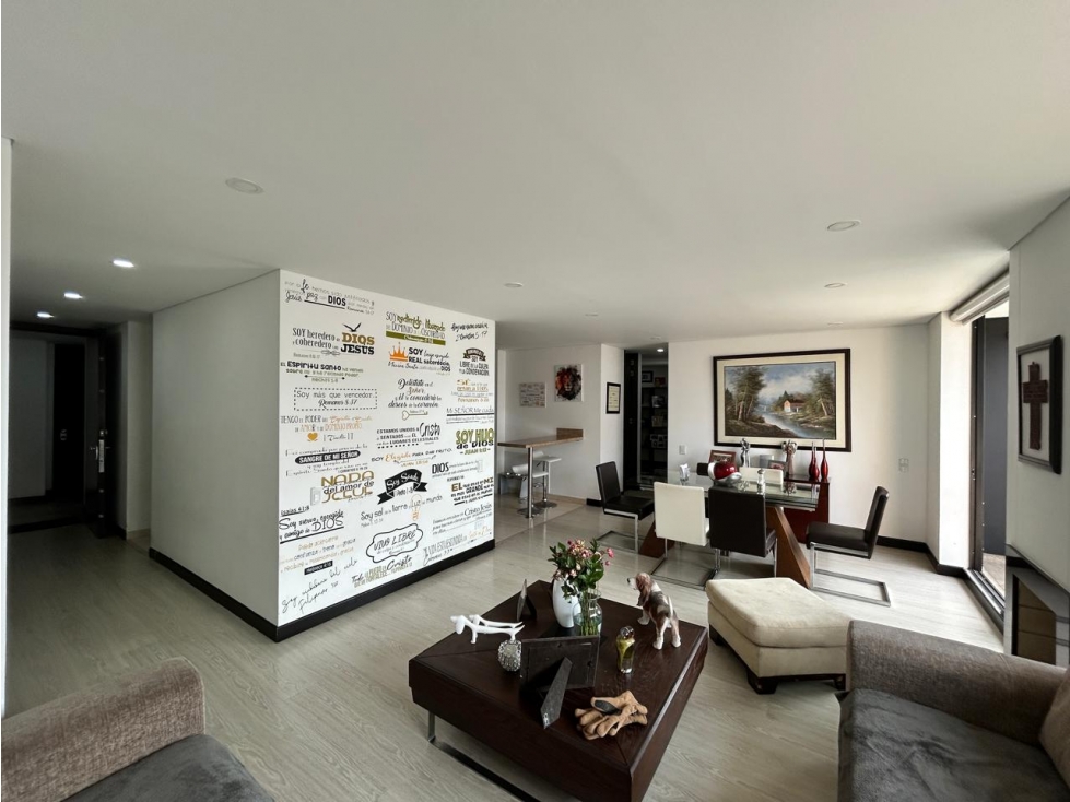 Apartamento en venta en Las Villas, Bogotá · foto 3 de 24