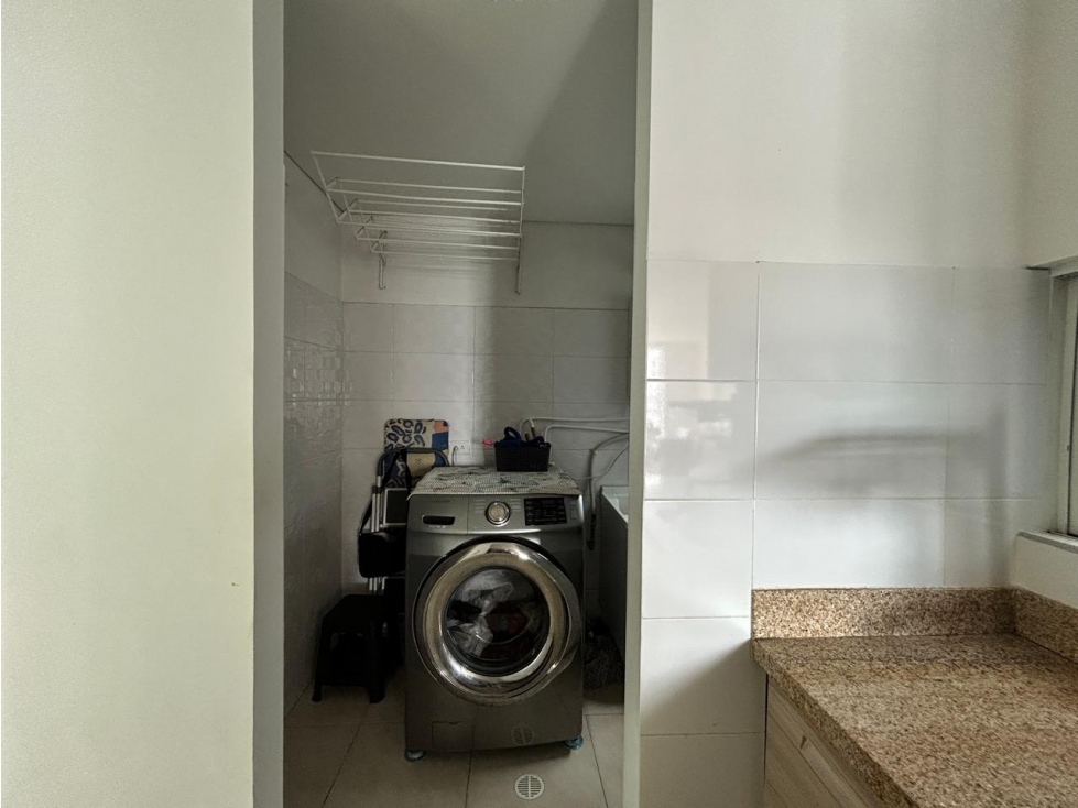 Apartamento en venta en Las Villas, Bogotá · foto 8 de 24
