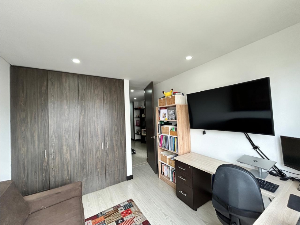 Apartamento en venta en Las Villas, Bogotá · foto 18 de 24