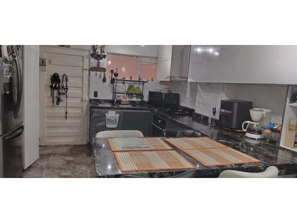 Casa en venta en Ciudad Alsacia, Bogotá · foto 18 de 21
