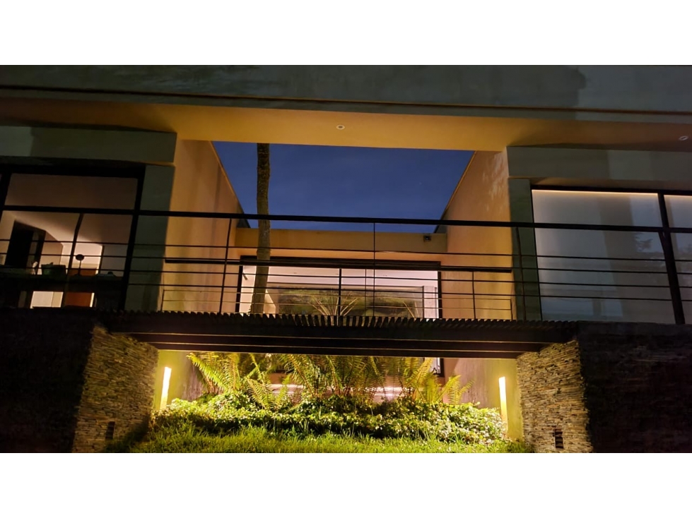 Casa en venta en El Libano, La Calera · foto 2 de 11