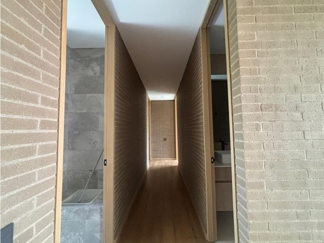 Apartamento de 2 alcobas en venta en El Poblado, Medellín, 172 m² · foto 5 de 18